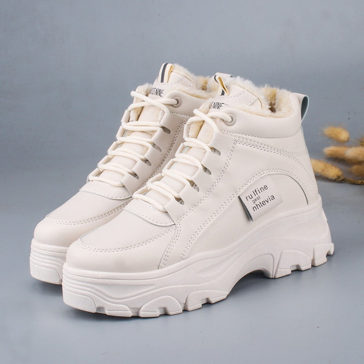 Women's casual sneakers