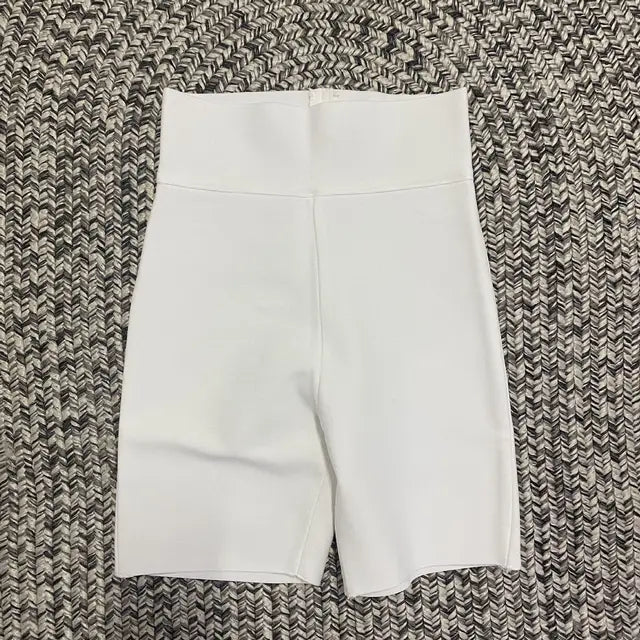 New Stretchable Fitness Shorts For Women 9 Solid Colors