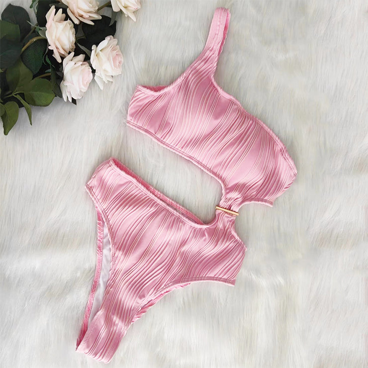 One shoulder one-piece swimsuit