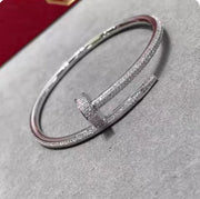 Precision Thick Plating Head and Tail Diamond Fashion Three-Circle