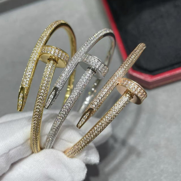 Precision Thick Plating Head and Tail Diamond Fashion Three-Circle