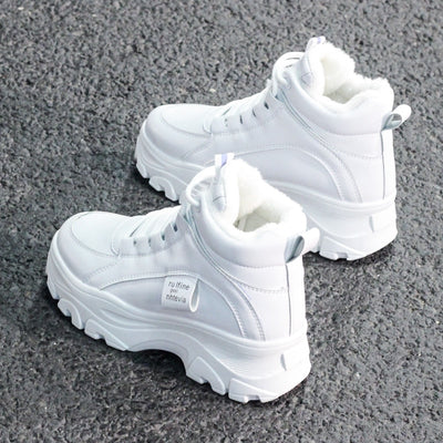 Women's casual sneakers