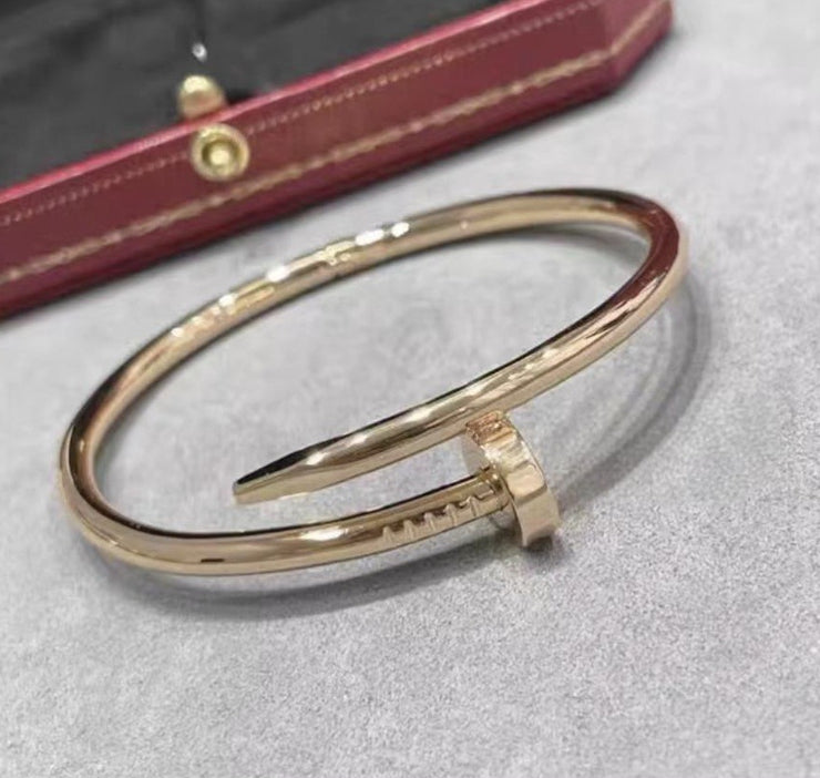 Precision Thick Plating Head and Tail Diamond Fashion Three-Circle