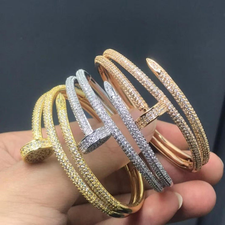 Precision Thick Plating Head and Tail Diamond Fashion Three-Circle